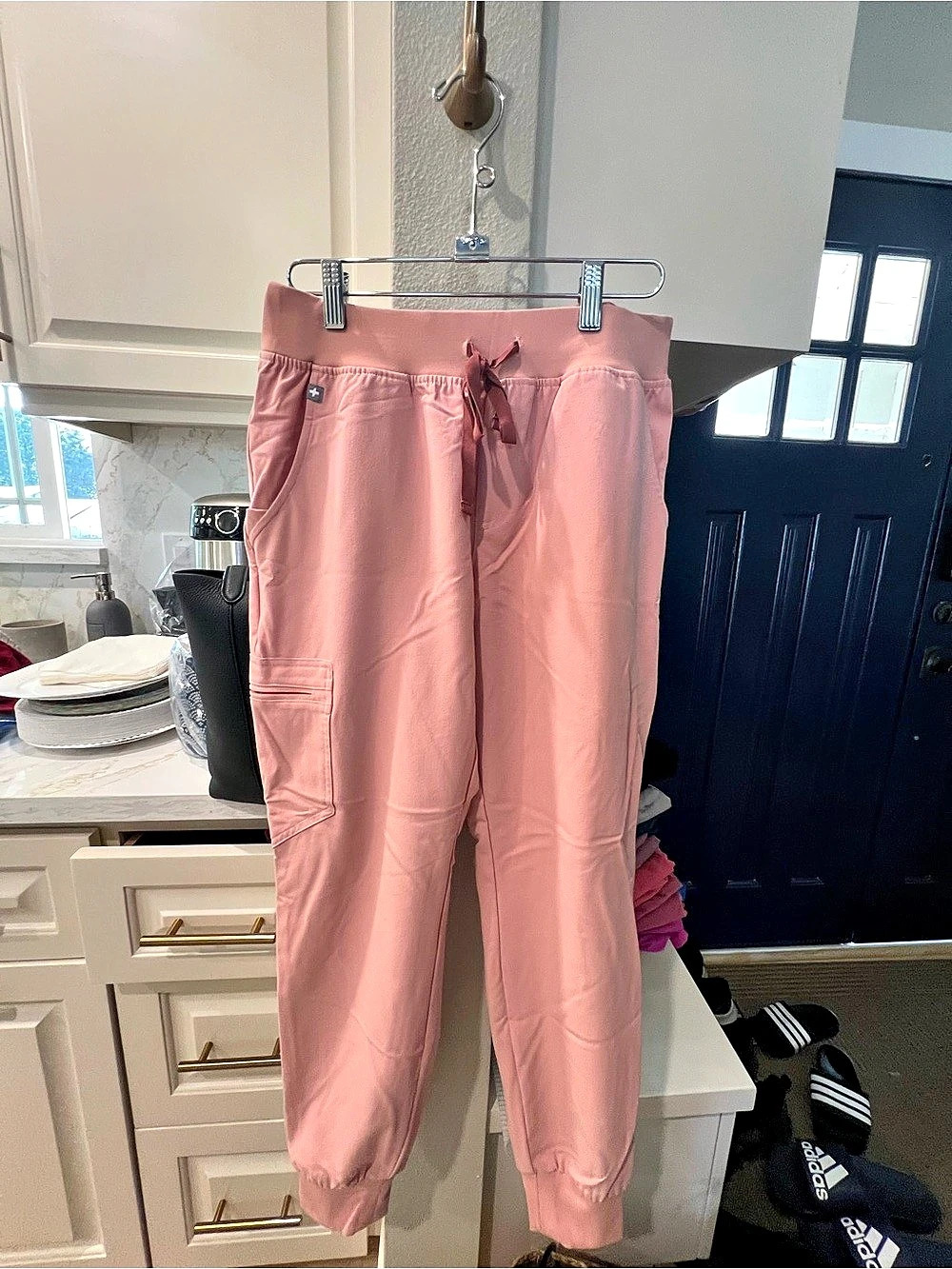 FIGS Zamora Jogger Scrub Pants Mauve Pink small Petite